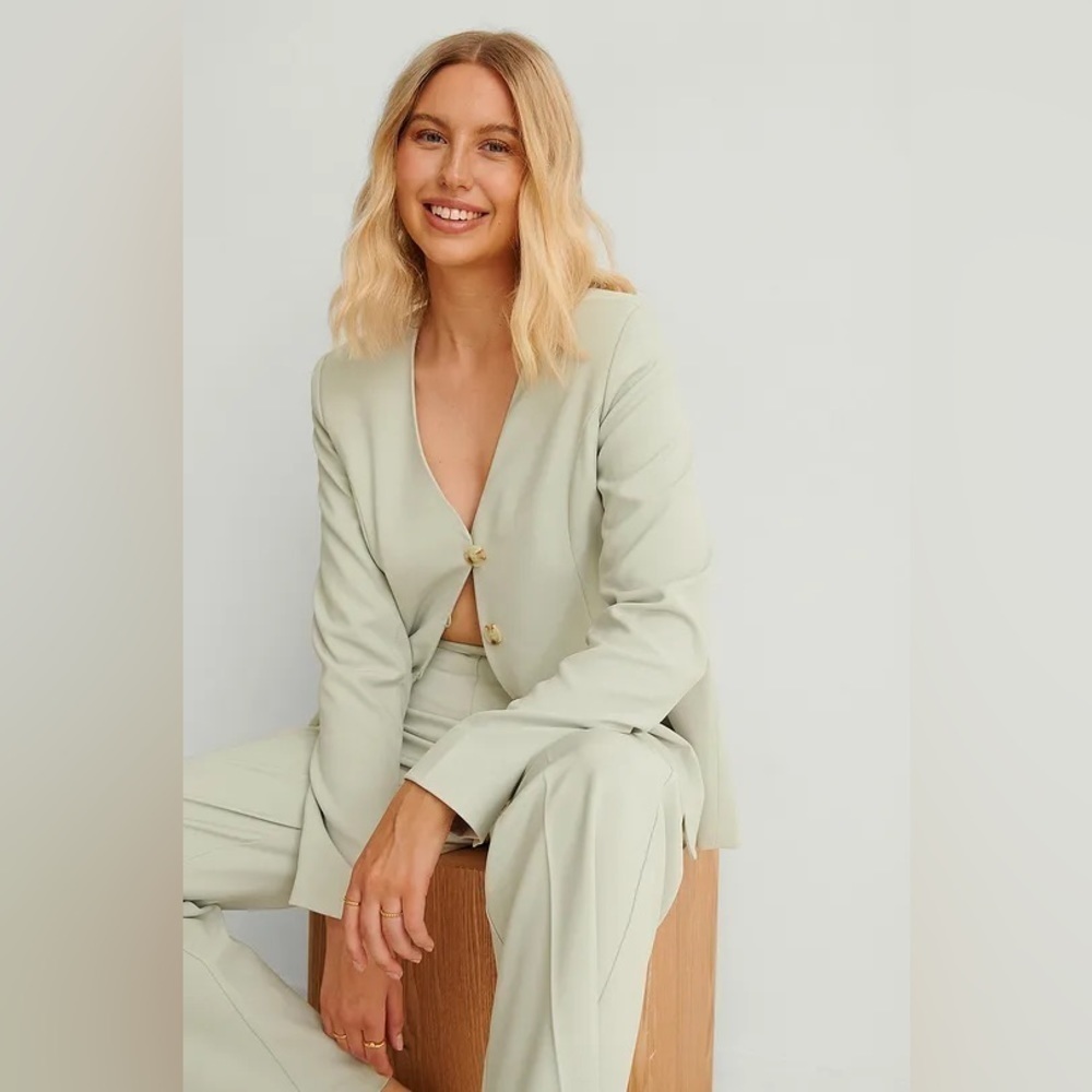 NWT NAKD Recycled V-neck Relaxed Blazer
